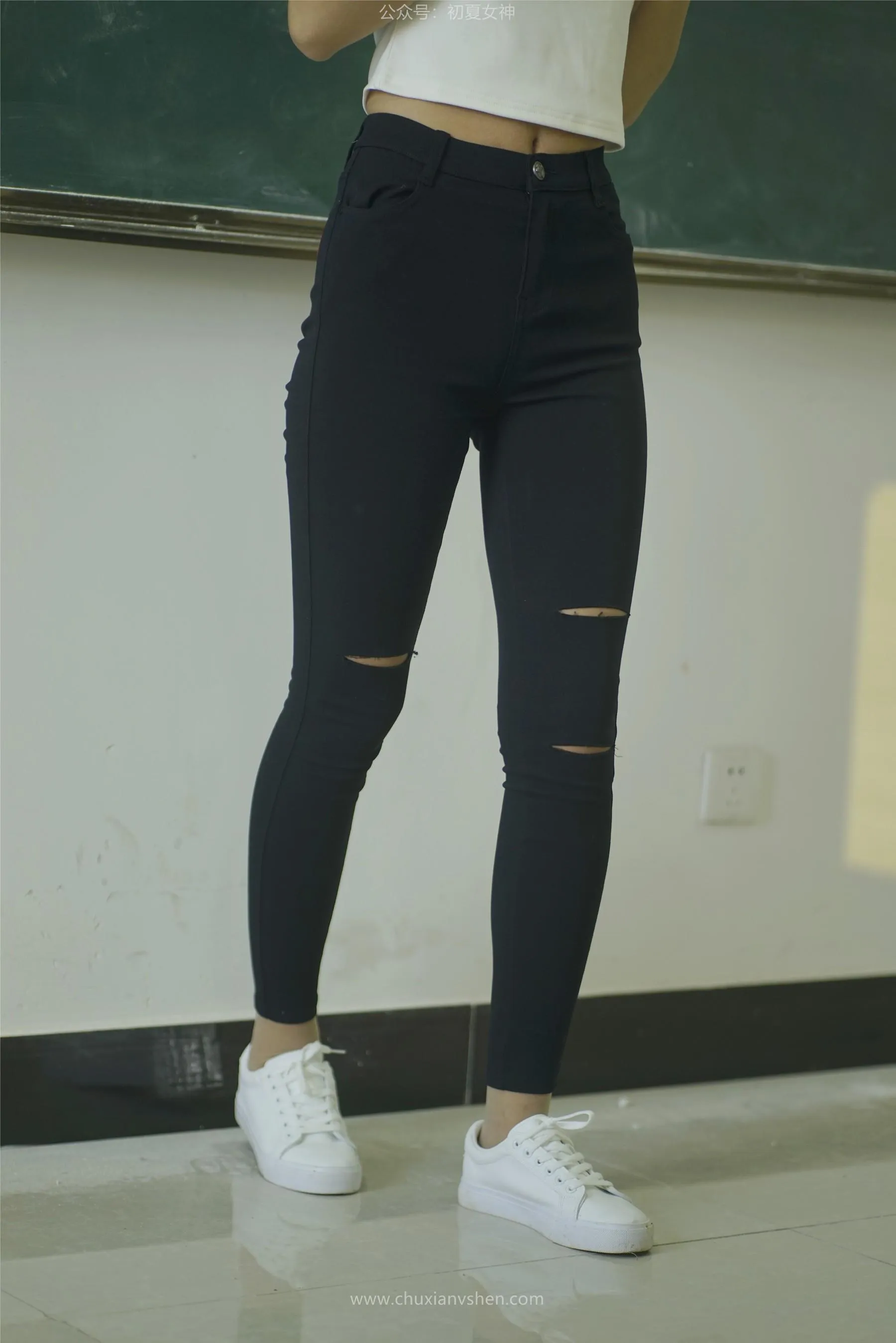 初夏女神 NO.067 依依 邻家女孩-毕业季 [140P]插图4